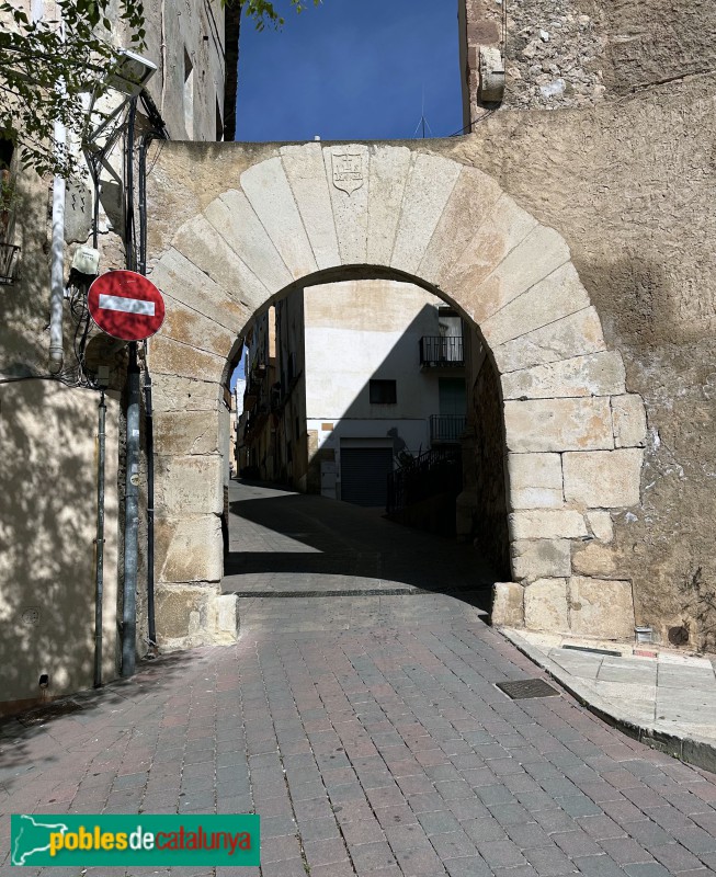 Mont-roig del Camp - Portal del carrer Major