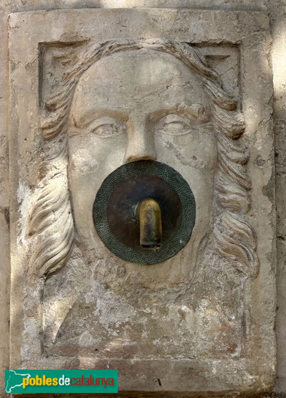 Mont-roig del Camp - Font del portal d'Avall