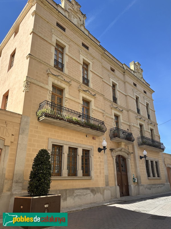 Mont-roig del Camp - Escoles Noves