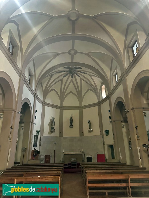 Vilanova d'Escornalbou - Església de Sant Joan Baptista (Foto: Albert Esteves, 2025) Vilanova d'Escornalbou - Església de Sant Joan Baptista