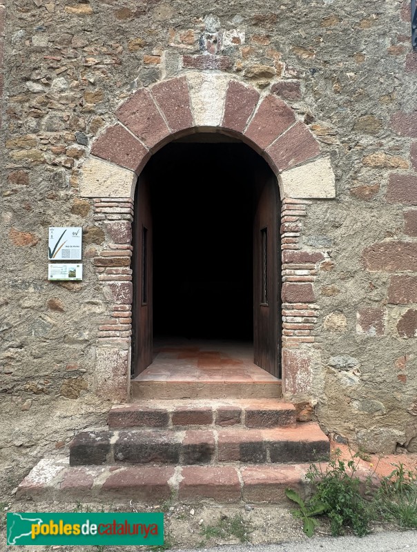 Vilanova d'Escornalbou - Mas d'en Munter (Foto: Albert Esteves, 2025) Vilanova d'Escornalbou - Mas d'en Munter