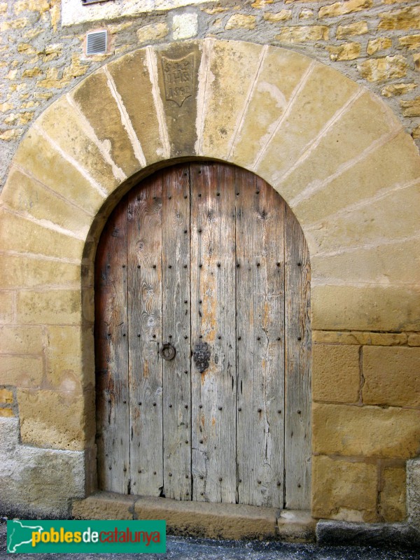 Vilanova de Prades - Portal adovellat
