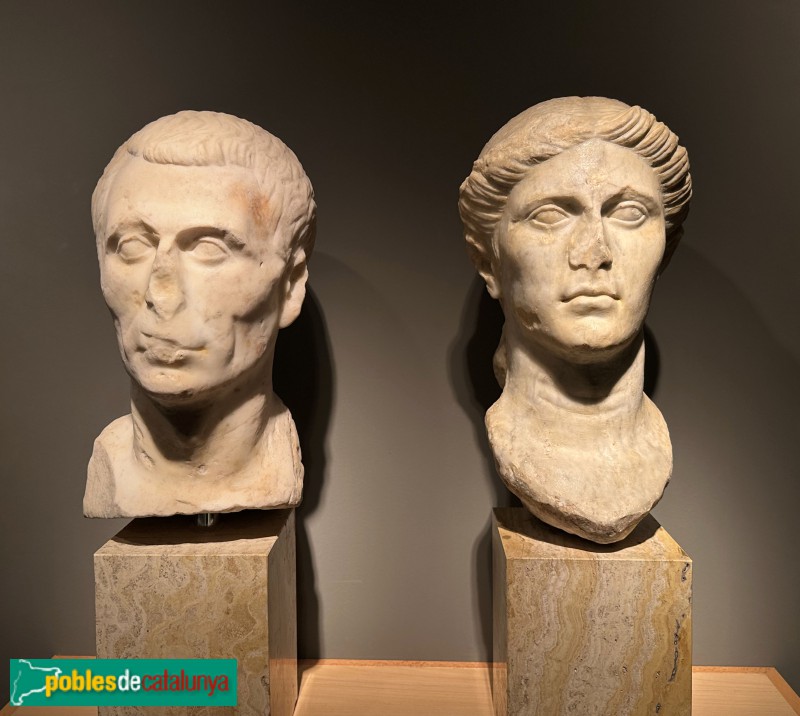 Museu de Mataró - Busts del segle I-II dC, procedents de Torre Llauder