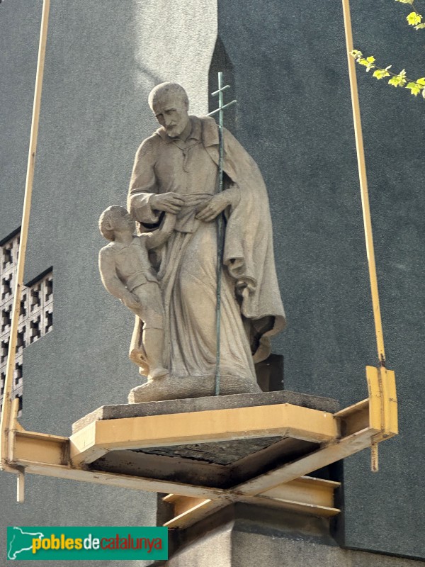 Mataró - Escultura de Sant Josep de Calassanç