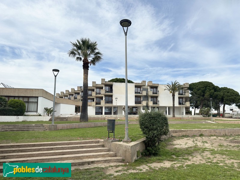 L'Hospitalet de l'Infant - Poblat d'Hifrensa. Habitatges treballadors solters i equipaments