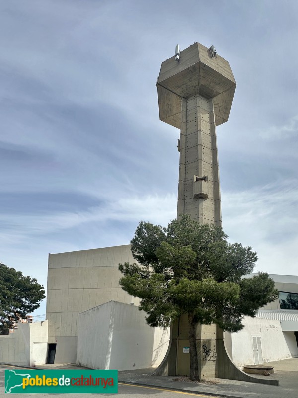 L'Hospitalet de linfant - Centre Cultural Infant Pere i dipòsit Hifrensa (Foto: Albert Esteves, 2025) L'Hospitalet de linfant - Centre Cultural Infant Pere i dipòsit Hifrensa