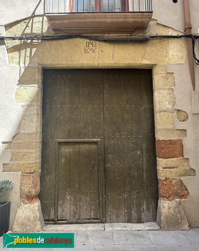 Vila-seca - Portal al carrer Verge de la Pineda (Foto: Albert Esteves, 2025) Vila-seca - Portal al carrer Verge de la Pineda