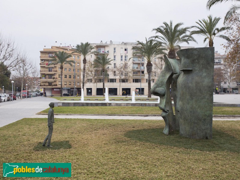 Vila-seca - Escultura <i>Les portes de la memòria</i>