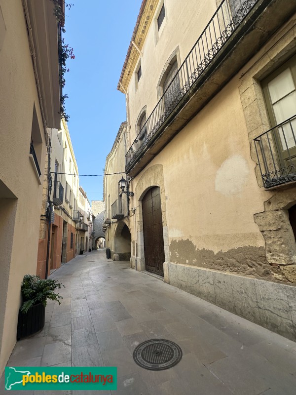 Vila-seca - Carrer Verge de la Pineda (Foto: Albert Esteves, 2025) Vila-seca - Carrer Verge de la Pineda