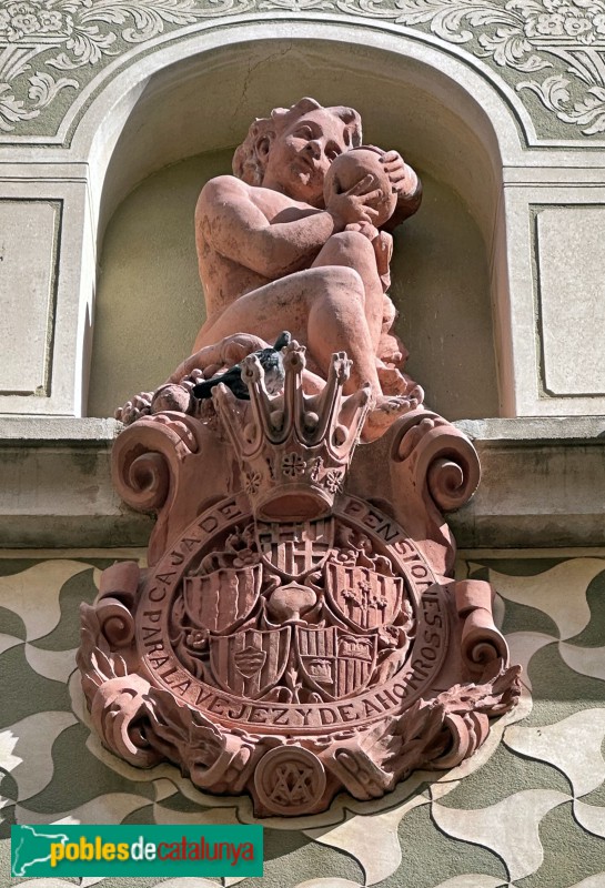 Vila-seca - Antic edifici de la Caixa