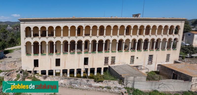 Sant Pere de Ribes - Can Coll