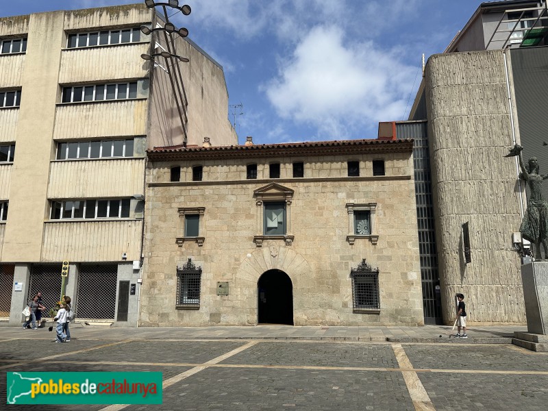 Mataró - Can Serra (Foto: Albert Esteves, 2025) Mataró - Can Serra
