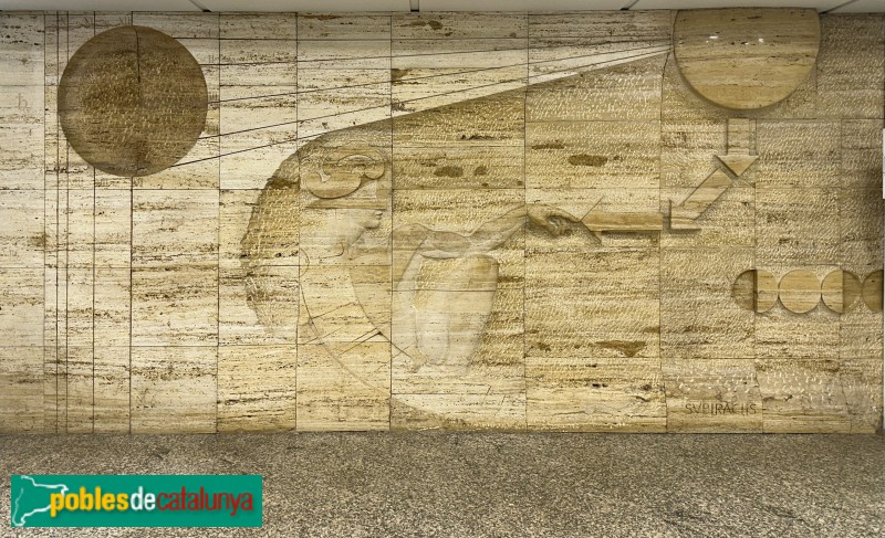 Mataró - Mural <i>Creació. Homenatge a Miquel Àngel</i> (Subirachs)