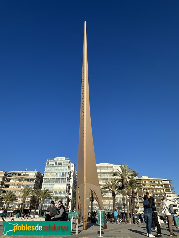 Salou - Escultura <i>Els Pilons</i>