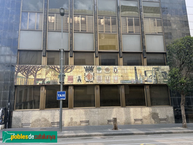 Tarragona - Edifici Caixa Tarragona. Mural ceràmic de Julio Bono