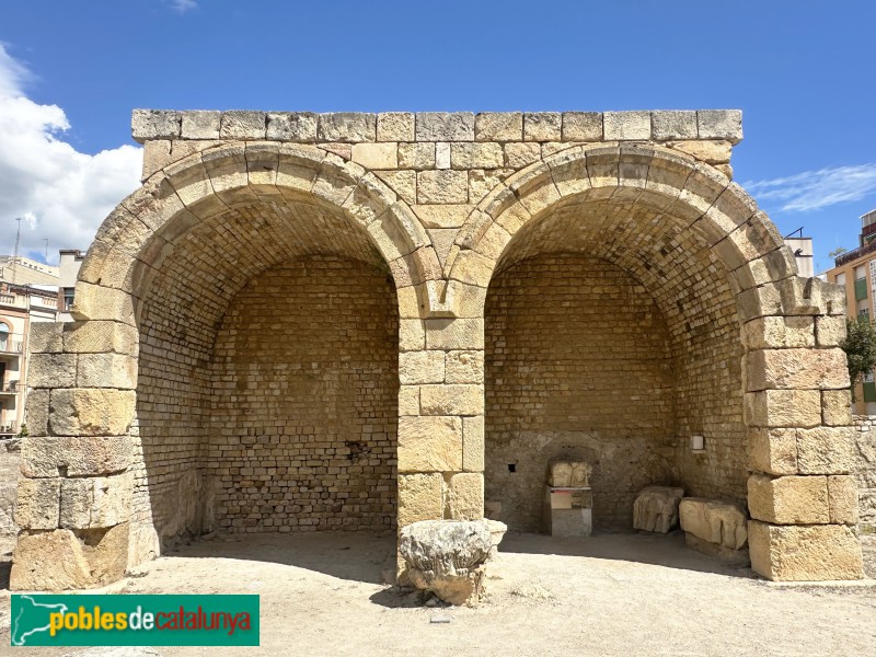 Tarragona - Fòrum de la colònia. Comerços o tabernae (Foto: Albert Esteves, 2025) Tarragona - Fòrum de la colònia. Comerços o tabernae
