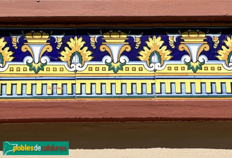 Vilanova i la Geltrú - Cases de la Cooperativa Palacio del Obrero