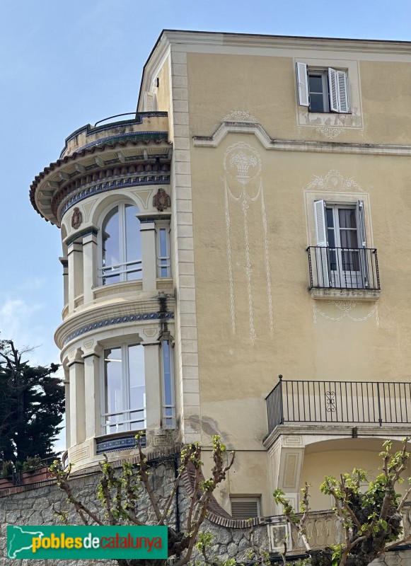 Caldes d'Estrac - Can Gili