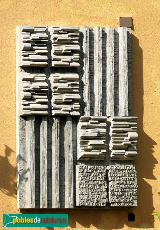 Caldes d´Estrac - Escut de Barcelona (Subirachs)