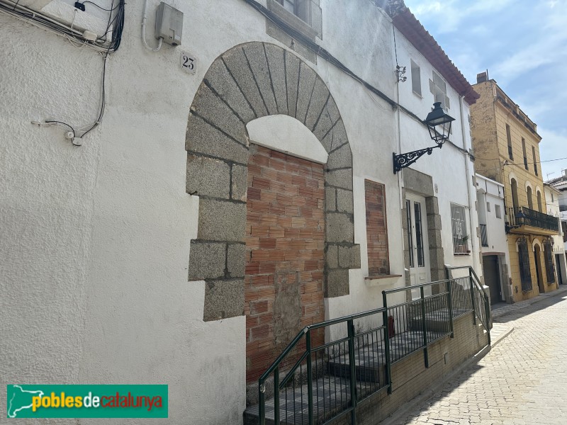 Caldes d'Estrac - Carrer Major