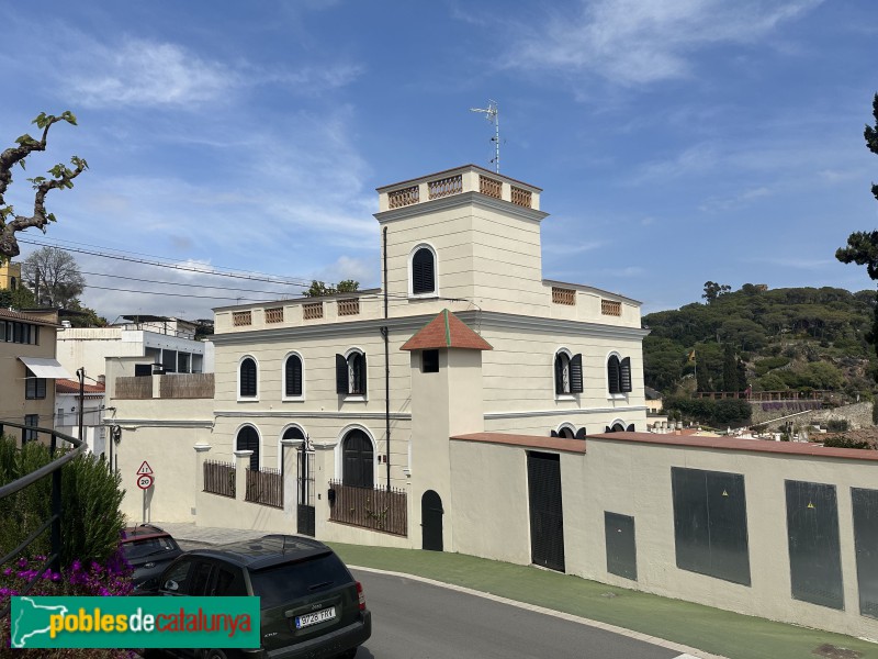 Caldes d'Estrac - Can Casasses