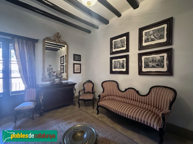 Monestir d'Escornalbou. Mansió d'Eduard Toda. Recambra