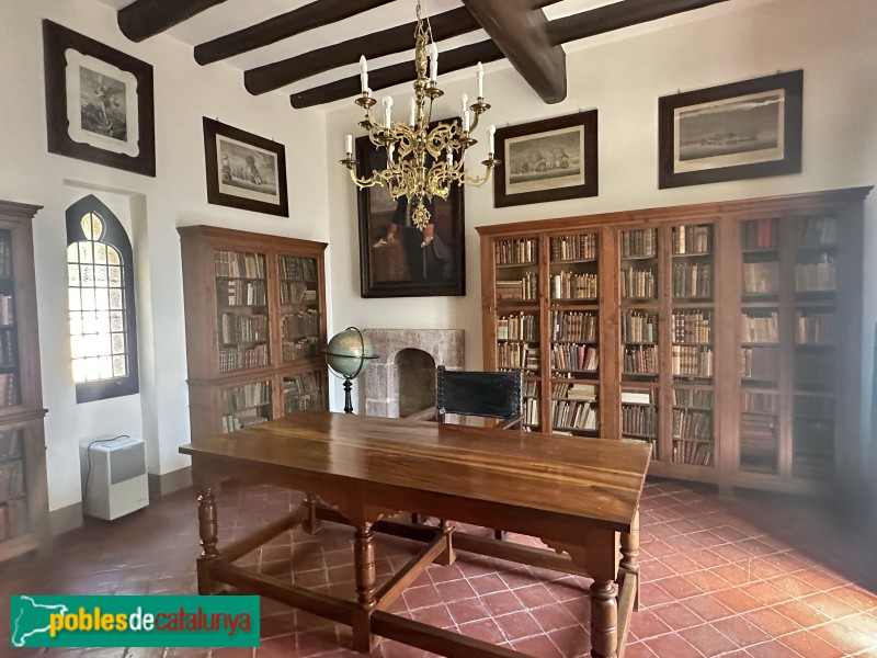 Monestir d'Escornalbou. Mansió d'Eduard Toda. Biblioteca