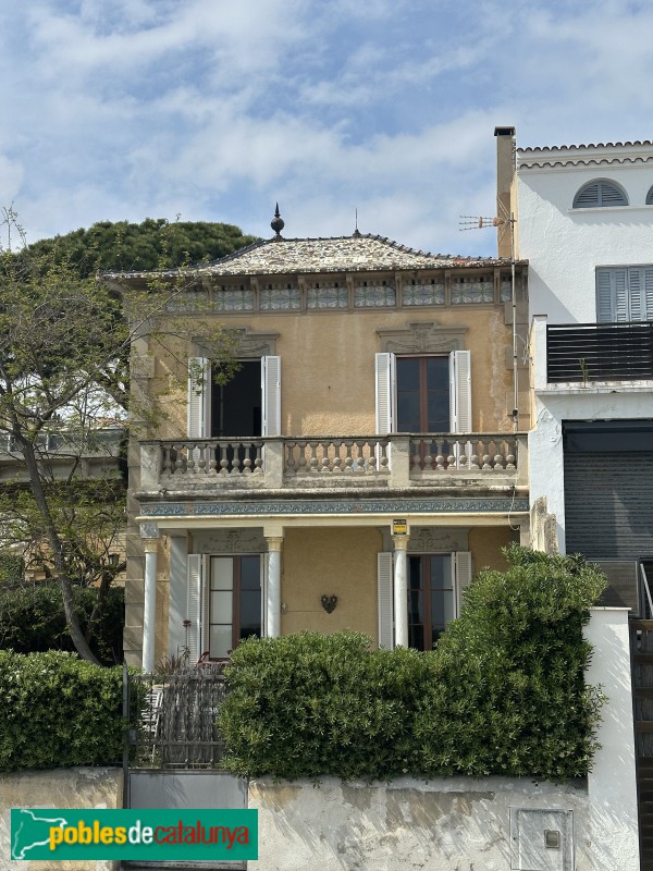 Caldes d'Estrac - Casa Adela Domènec