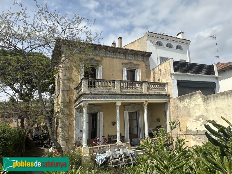 Caldes d'Estrac - Casa Adela Domènec