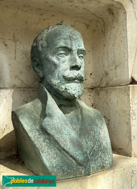 Caldes d'Estrac - Bust de Joan Maragall