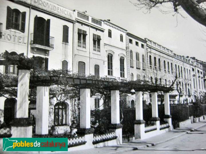 Caldes d'Estrac - Carrer del Callao. Postal antiga