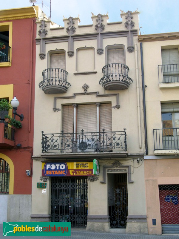 Molins de Rei - Plaça Catalunya, 2