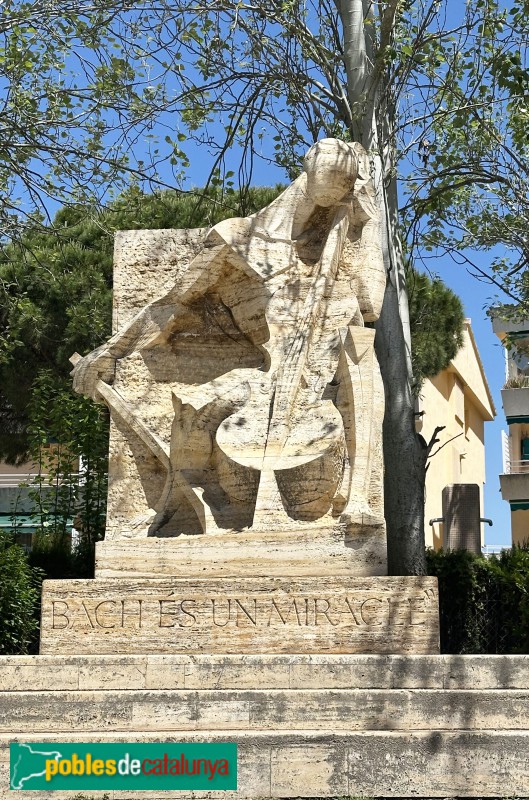 El Vendrell - Monument a Pau Casals