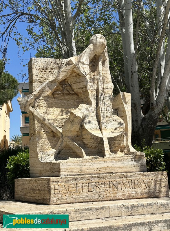 El Vendrell - Monument a Pau Casals