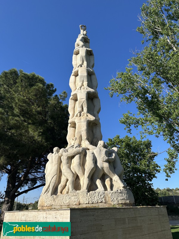 El Vendrell - Monument als Castelles. El Quatre de Vuit