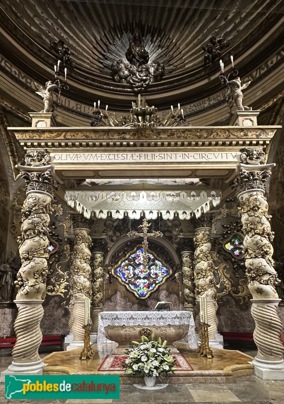 El Vendrell - Esglesia de Sant Salvador. Altar Major. Baldaquí