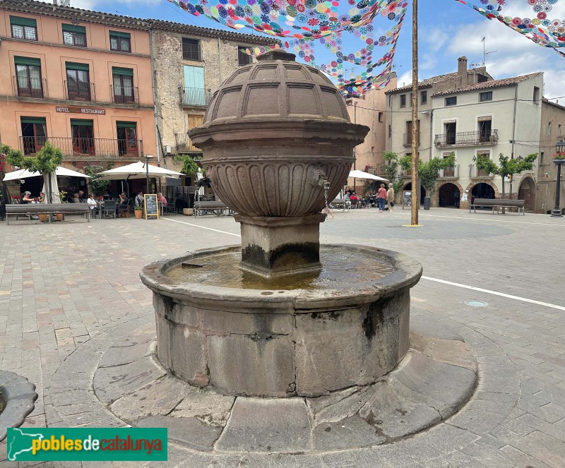 Prades - Font de la Plaça Major