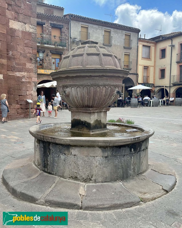 Prades - Font de la Plaça Major
