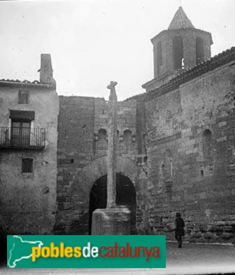 Prades - Creu del Portal