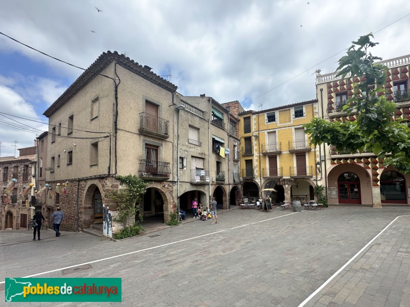 Prades - Plaça Major