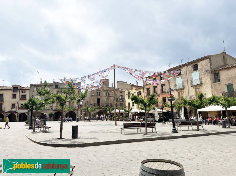 Prades - Plaça Major