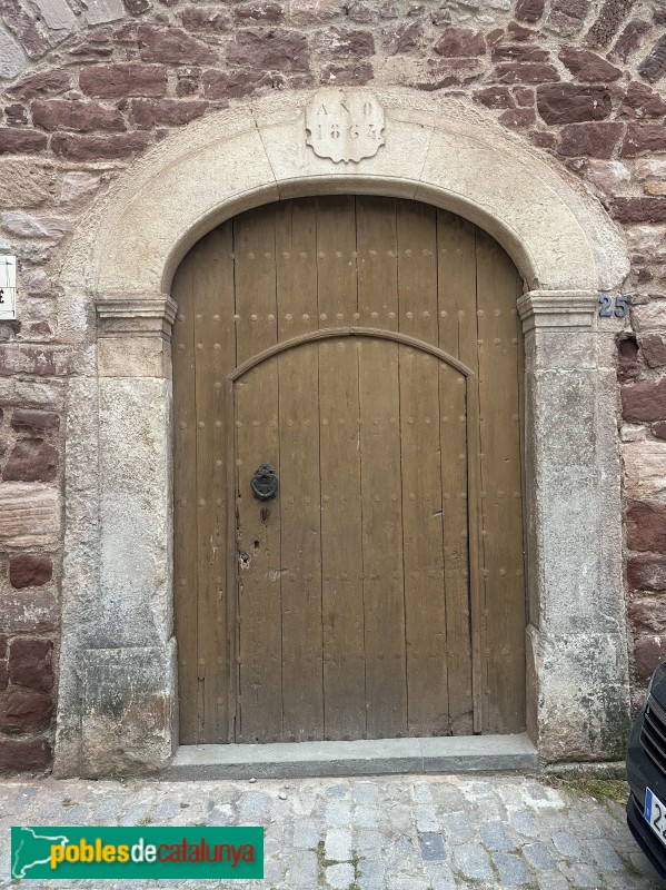 Prades - Portal de 1864