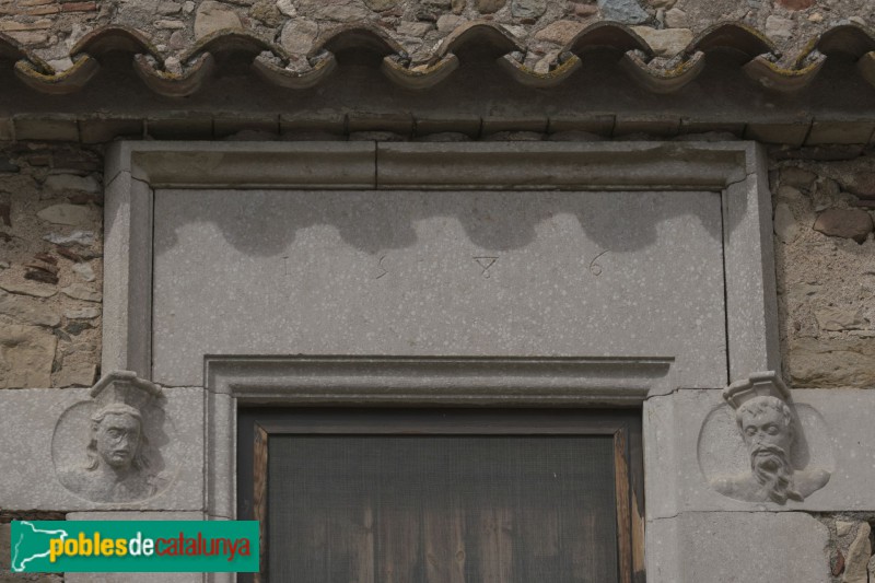 Girona - Can Barril (Foto: <i>Raül Costal -invarquit.gencat.cat-</i>, 2023) Girona - Can Barril