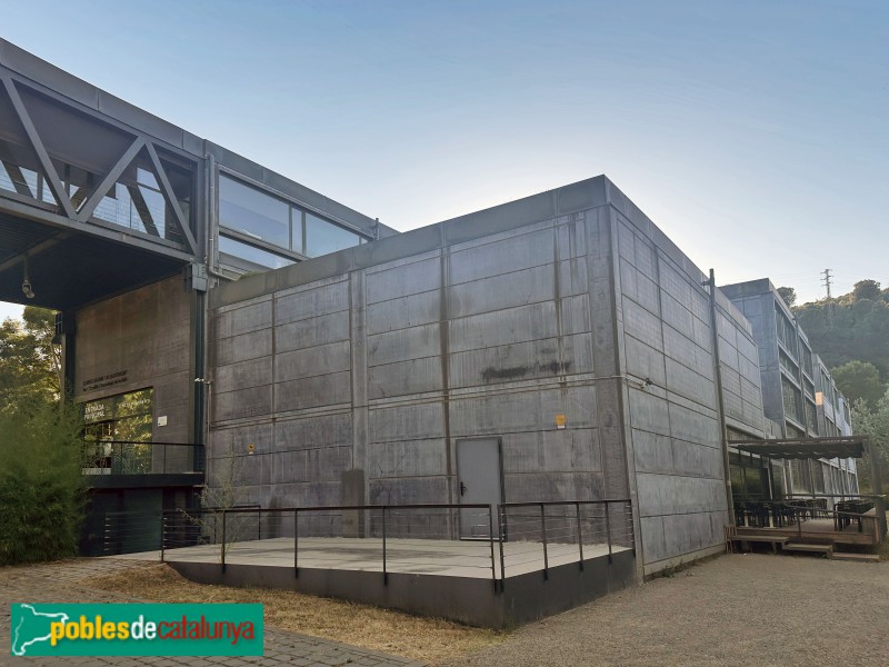 Girona - Edifici Casademont (Foto: Albert Esteves, 2025) Girona - Edifici Casademont