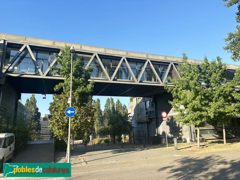 Girona - Edifici Casademont (Foto: Albert Esteves, 2025) Girona - Edifici Casademont