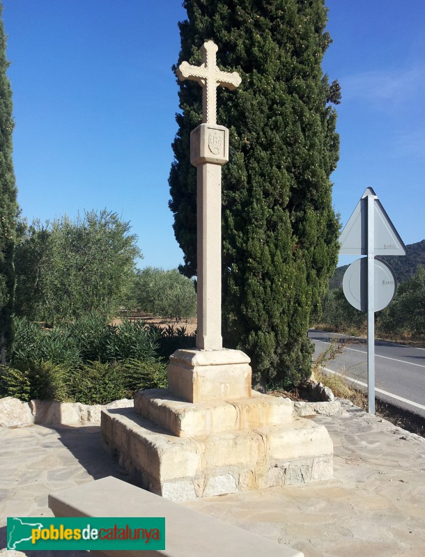 L'Espluga de Francolí - Creu de terme del Camí de Montblanc (Foto: <i>Agents rurals -invarquit.cultura.gencat.cat-</i>, 2012) L'Espluga de Francolí - Creu de terme del Camí de Montblanc