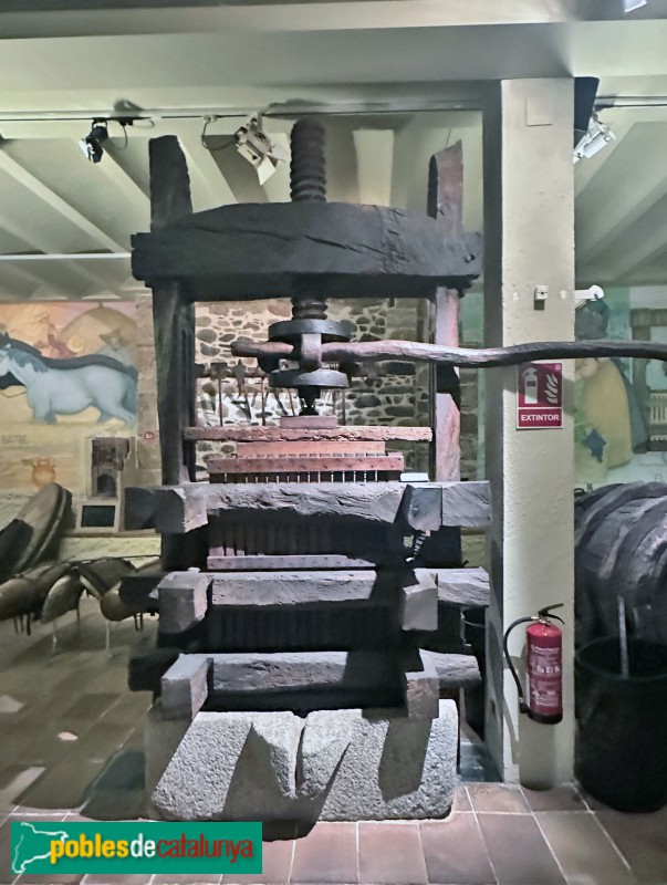 L'Espluga de Francolí - Museu Terra. premsa de gàbia, segle XVIII