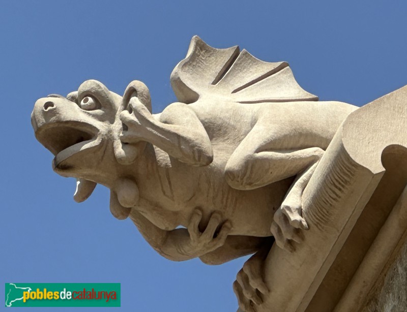 Argentona - Església de Sant Julià. Capella del Sagrament. Gàrgola