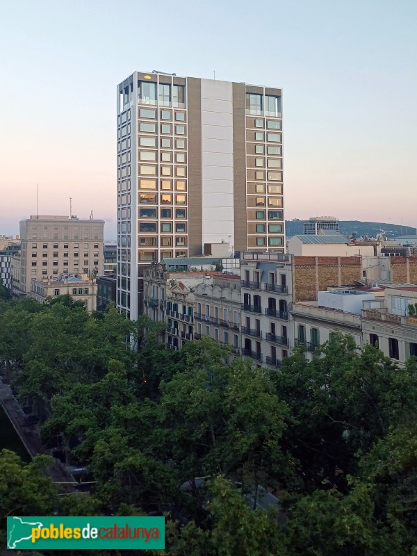Barcelona - Mandarin Oriental Residences (Foto: Sergi Suárez, 2025) Barcelona - Mandarin Oriental Residences