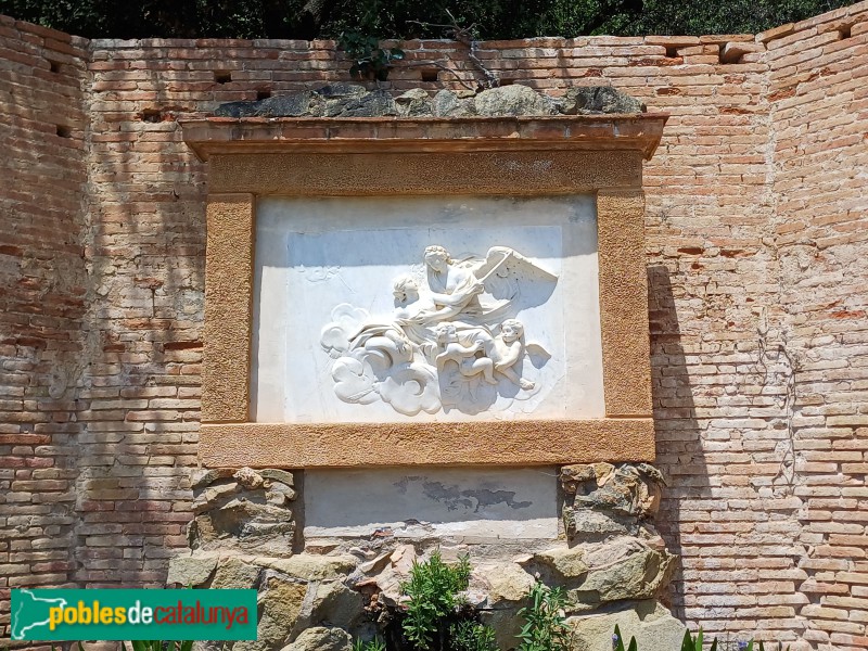 Barcelona - Jardins del Laberint d'Horta. <i>Traslació al cel d'una dona estimada per un déu</i>